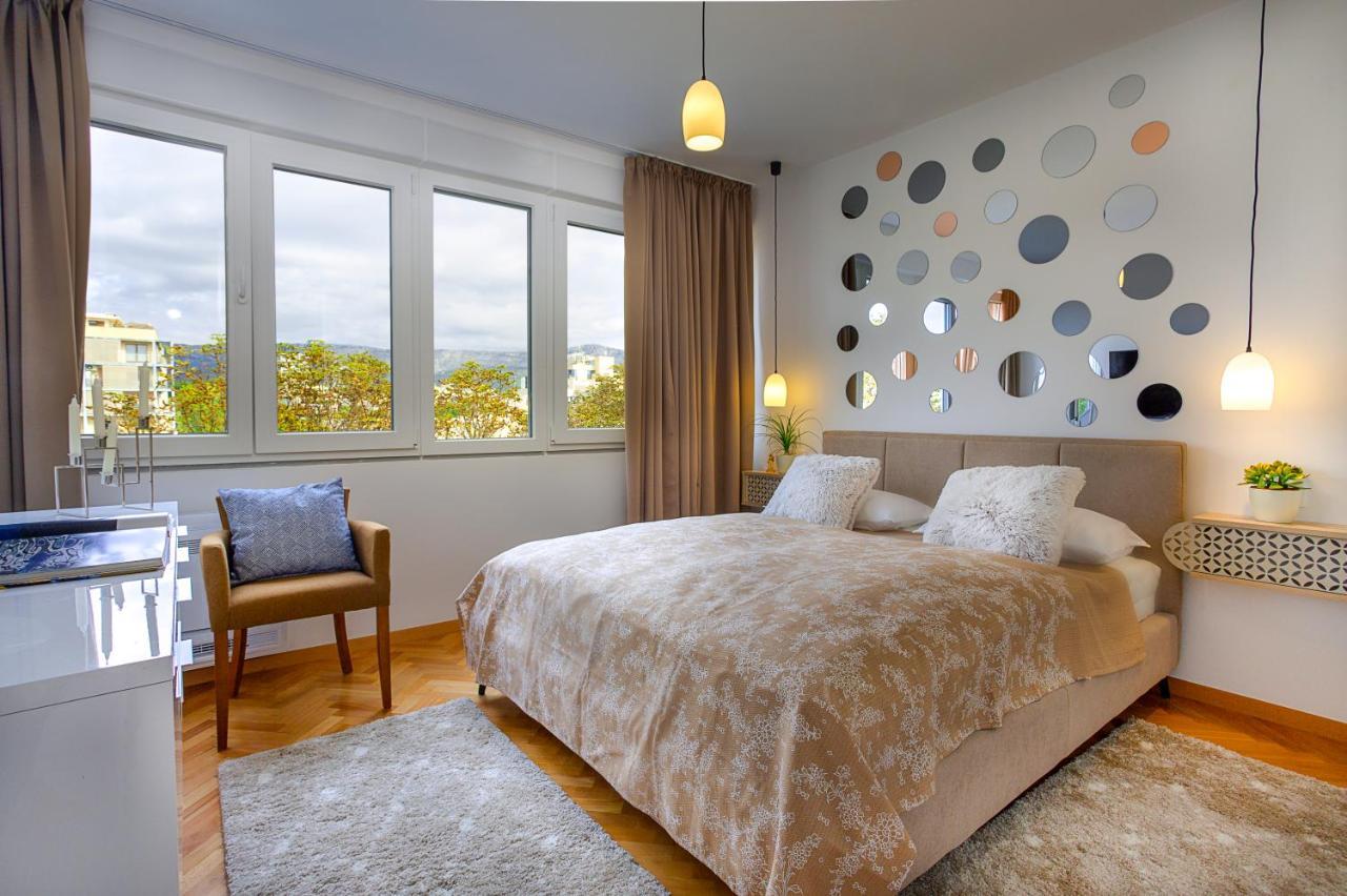 Deluxe City Center Blue Apartment Split Buitenkant foto
